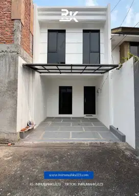 RUMAH 800 JUTAAN DI JAKSEL AKSES 2 MOBIL