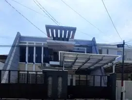 0819 - Dijual Rumah SHM Kertajaya Indah 2 Lantai LT 300 LB 480