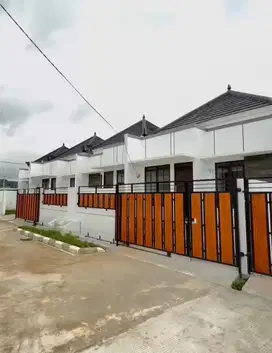 RUMAH SIAP HUNI DENGAN DESIGN ELEGAN N CANTIK
