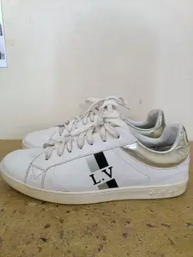 Sepatu LV ORI putih