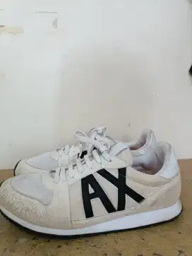 Sepatu kets Armani exchange