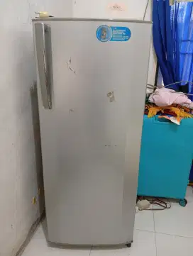 Kulkas Lg freezer besar