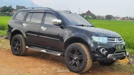 Pajero Sport Dakar 4x2 AT 2013 ahir
