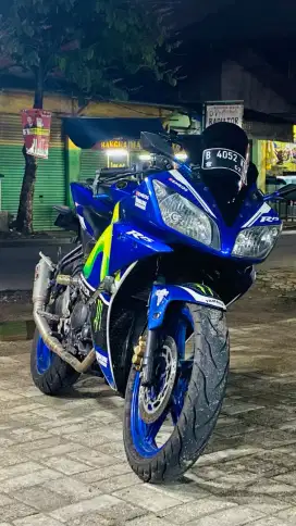 Yahama R15 v2 murah meriah