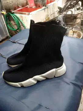 Balenciaga sz 35