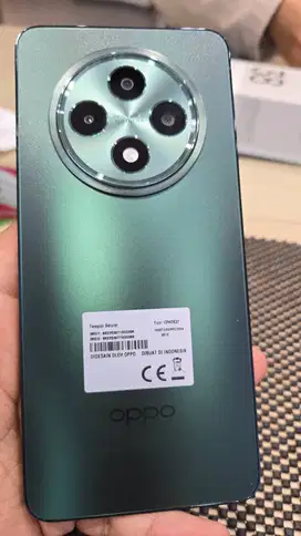 Oppo reno 12 F ram 8 gb memori internal 256gb