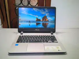 Jual Asus Vivobook X407MA
Intel celeron N4000 1.1GHz Ram 4gb SSD 256gb