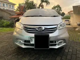 HONDA FREED 2013 ISTIMEWA
