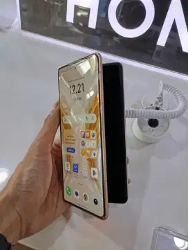 Honor Magic V3 Ready! HP Lipat Premium, Harga Terbaik!