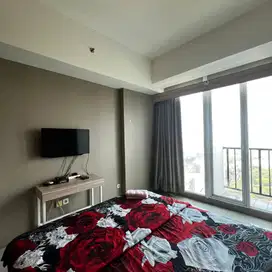 SEWA APARTEMEN HARIAN TREEPARK BSD