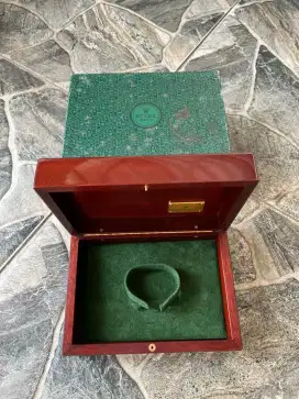 Kotak rolex original