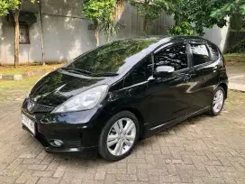 TERMURAH HONDA JAZZ RS AT 2012