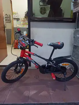 Sepeda BMX United pit stop size 18