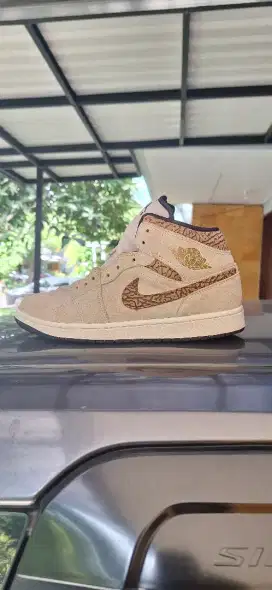 Air Jordan 1 original 100% Mid Brown Elephant
