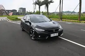 (TDP6jtan) Civic HB Turbo 2017 Black