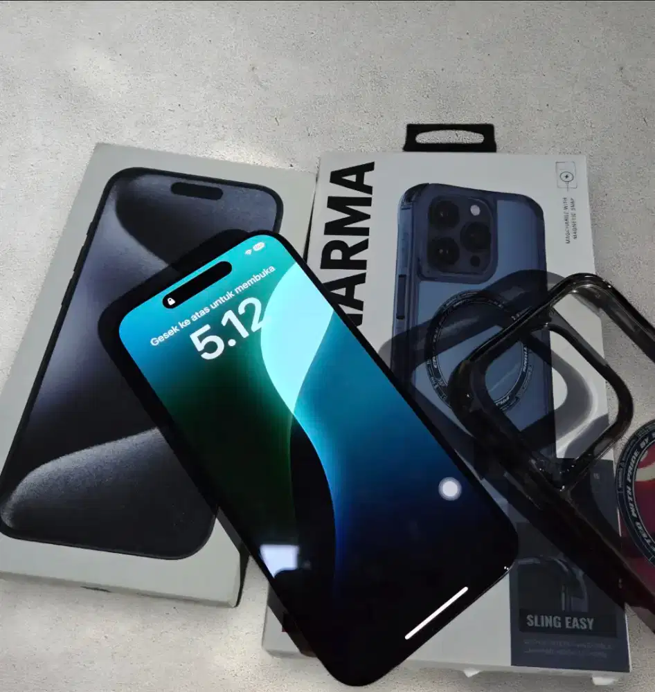iPhone 15 pro 128 warna blue titanium original like new