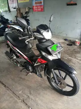 Honda Supra X - FI 125 / 2015