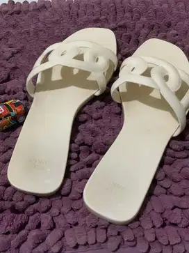 Sandal jelly bunny