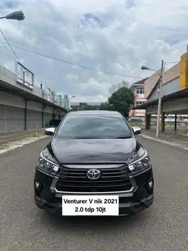 Toyota Innova Venturer 2021 matic tdp10jt 2020 at 2.0 - 2022 hitam