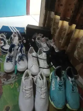 Sepatu impor Beli 1 gratis 1 size 43