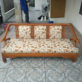 Cuci sofa panggilan