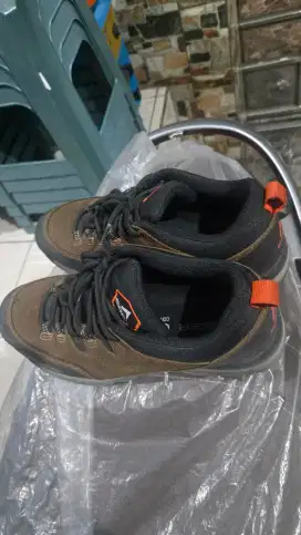 SEPATU EIGER (TANPA KARDUS)