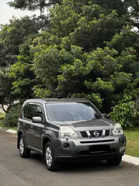 Nissan X-Trail 2011 Bensin