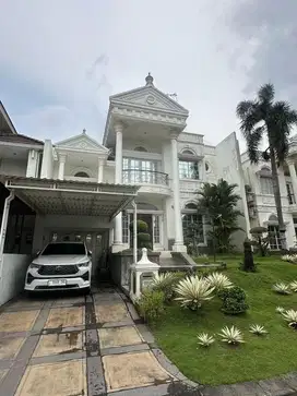 Termurah! Rumah Raffles Garden 3 Lantai Siap Huni Citraland