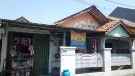 Rumah untuk dijual..bangunan lama layak huni