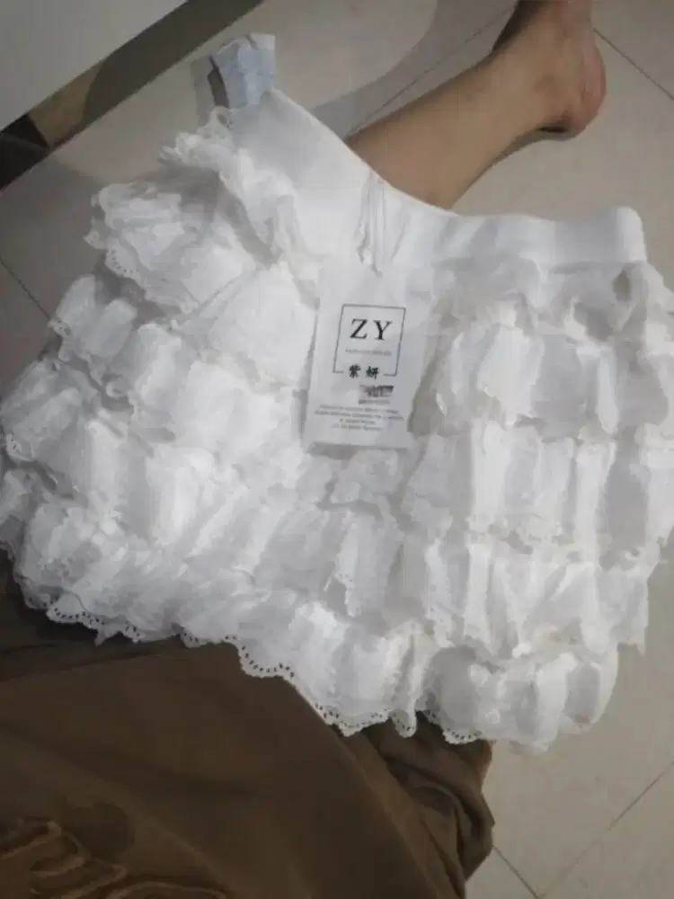 Rok putih dari Bangkok asli