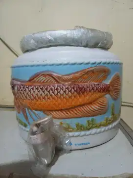 Guci keramik air motif ikan arwana ( tempat galon/minum)