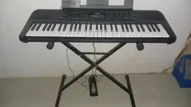 Keyboard PSR E283