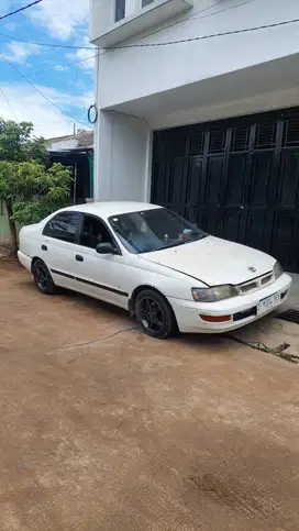 Dijual Toyota Corona Absolute Tahun '97,transmisi manual 1600cc1600cc