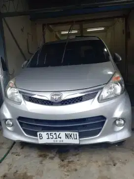 Toyota Avanza Veloz 1.5 At 2013