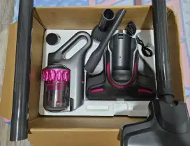 DIJUAL VACUUM CLEANER HAN RIVER