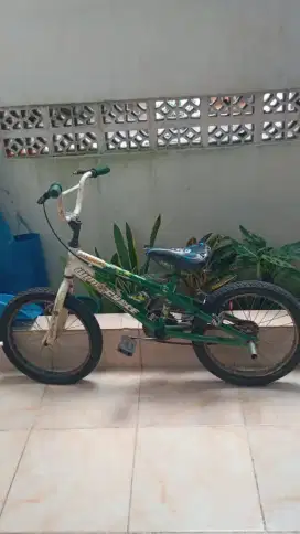 Sepeda Win Cycle ukuran 18