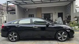 Honda Civic 2020 Bensin