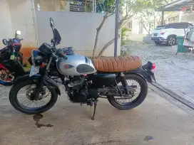 Motor Kawasaki W175 2018