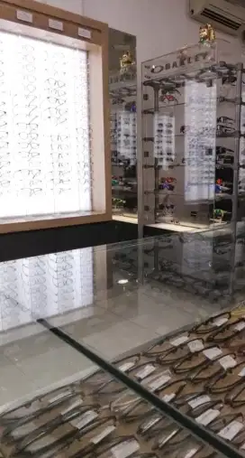 Di cari karyawan/karyawati