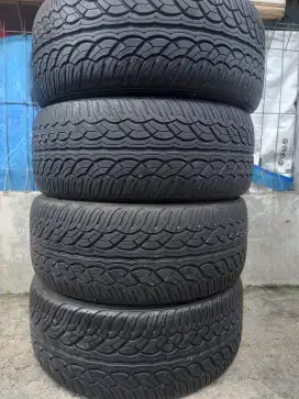 Ban yokohama parada 285/45r22