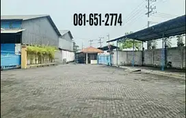 Pabrik di Legundi Gresik
