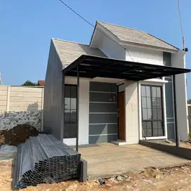 Rumah modern minimalis di Sawagan