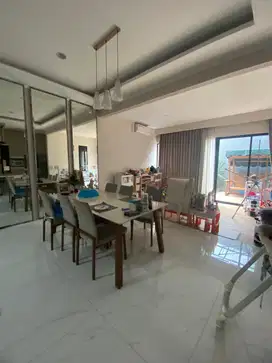 Rumah 2 Lt Semi Furnish di Suvarna Sutera Eldora Tangerang 1K8000RW