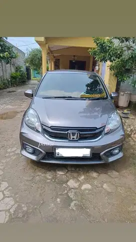 Di Jual mobil brio E satya