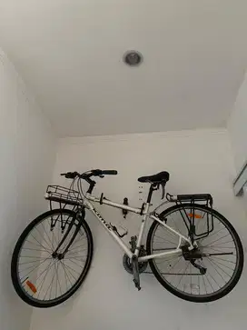 Sepeda merk kona
