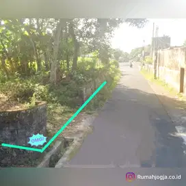 tanah sangat strategis wedomartani pinggir jalan aspal