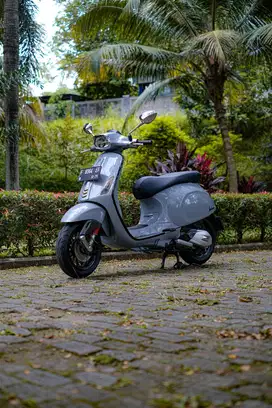 PIAGGIO VESPA MATIC SPRINT 150 IGET FACELIFT 2020 BISA KREDIT