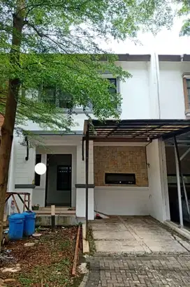 Dijual Rumah Nusaloka Park BSD 3KT Unfurnished AC, Water Heater