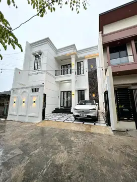 Rumah Klasik Di Jalan Kaliurang Km 6