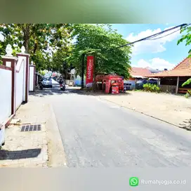 tanah pekarangan istimewa depan kampus UNY cocok segala usaha